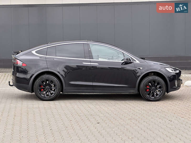 Позашляховик / Кросовер Tesla Model X 2018 в Києві