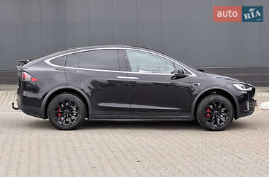 Внедорожник / Кроссовер Tesla Model X 2018 в 