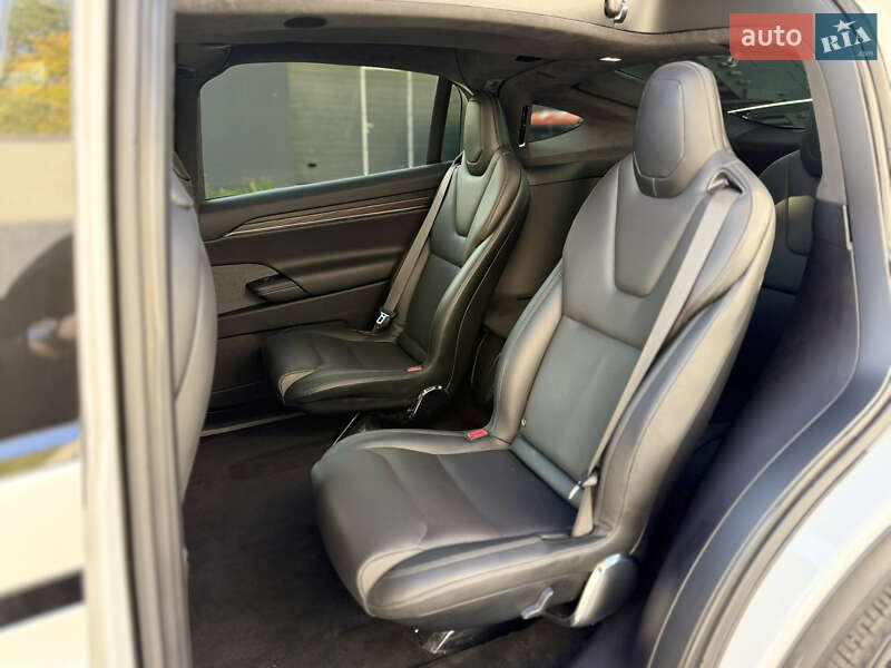 Внедорожник / Кроссовер Tesla Model X 2022 в Харькове