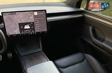 Позашляховик / Кросовер Tesla Model X 2022 в 