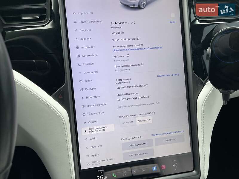 Внедорожник / Кроссовер Tesla Model X 2019 в Киеве