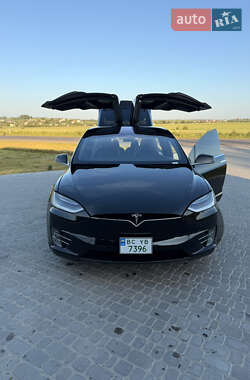 Tesla Model X 2018