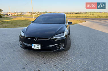 Внедорожник / Кроссовер Tesla Model X 2018 в 