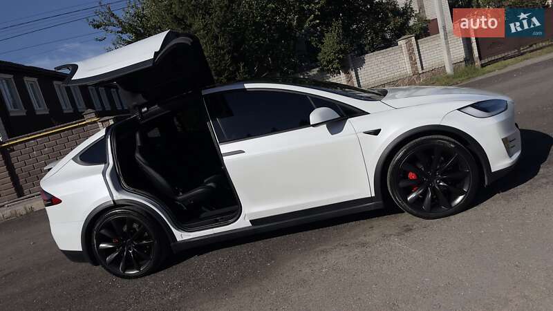 Позашляховик / Кросовер Tesla Model X 2019 в Києві фото 3 Позашляховик / Кросовер Tesla Model X 2019 в Києві
