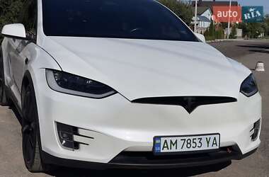 Tesla Model X 2019