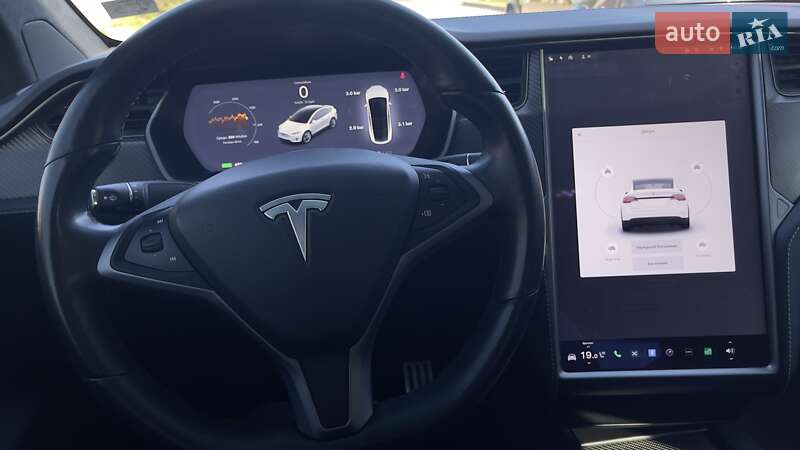 Позашляховик / Кросовер Tesla Model X 2019 в Києві фото 19 Позашляховик / Кросовер Tesla Model X 2019 в Києві