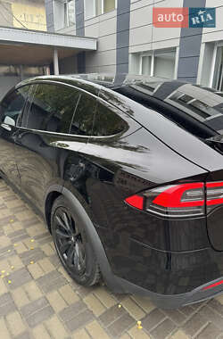Внедорожник / Кроссовер Tesla Model X 2020 в 