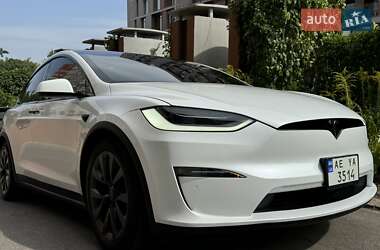 Tesla Model X 2022