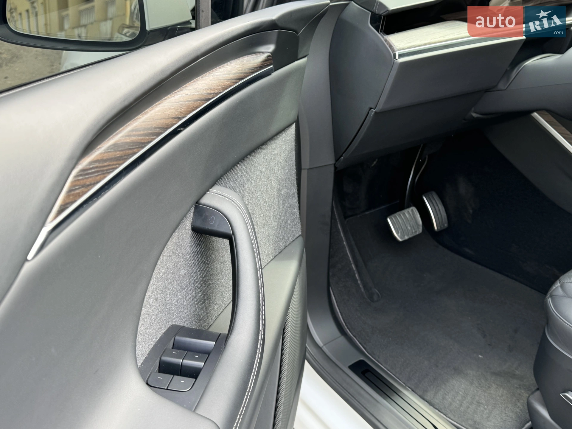 2022 Tesla Model X - мініатюра 13