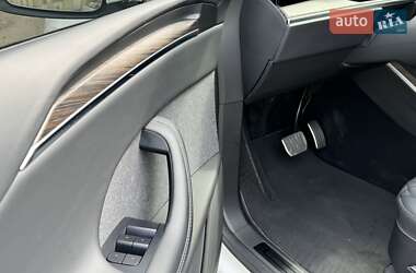 Позашляховик / Кросовер Tesla Model X 2022 в 