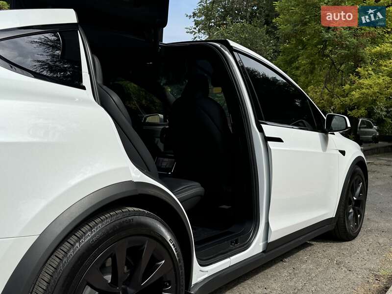 Позашляховик / Кросовер Tesla Model X 2022 в Дніпрі