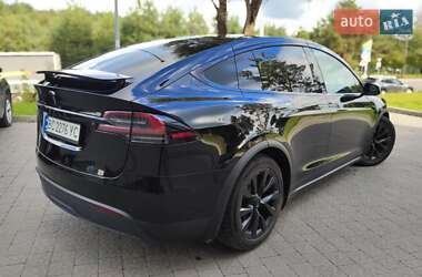 Позашляховик / Кросовер Tesla Model X 2023 в 