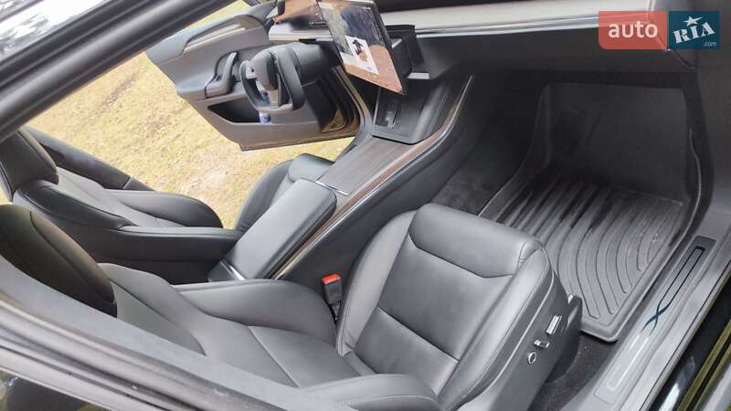 Позашляховик / Кросовер Tesla Model X 2023 в Новояворівську