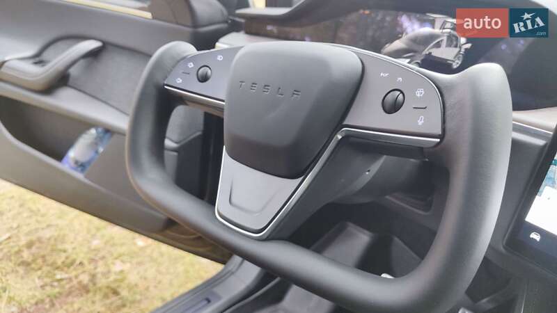 Позашляховик / Кросовер Tesla Model X 2023 в Новояворівську