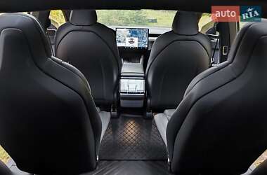 Позашляховик / Кросовер Tesla Model X 2023 в 