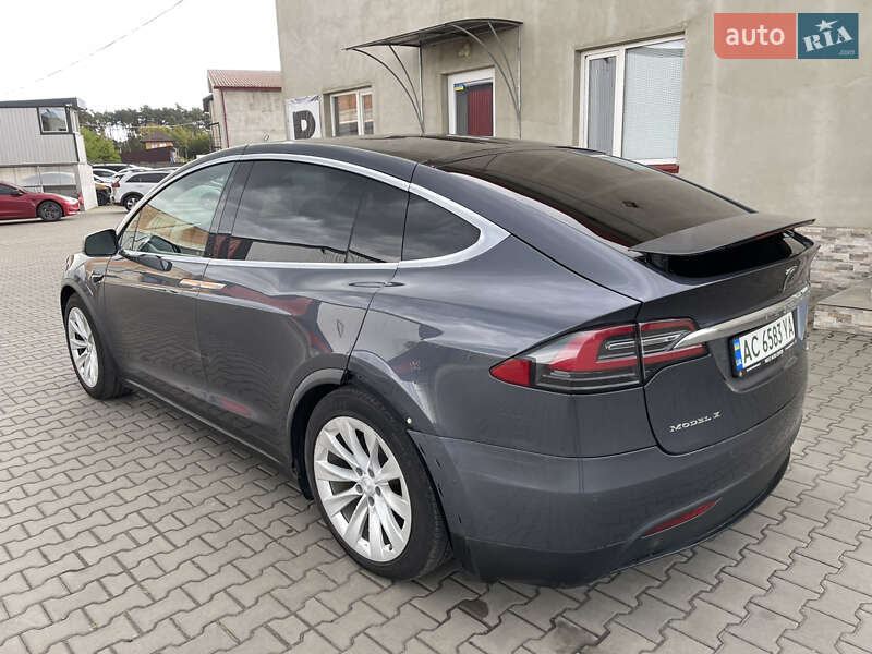 Внедорожник / Кроссовер Tesla Model X 2017 в Луцке