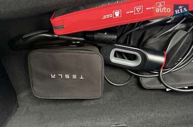 Позашляховик / Кросовер Tesla Model X 2019 в 