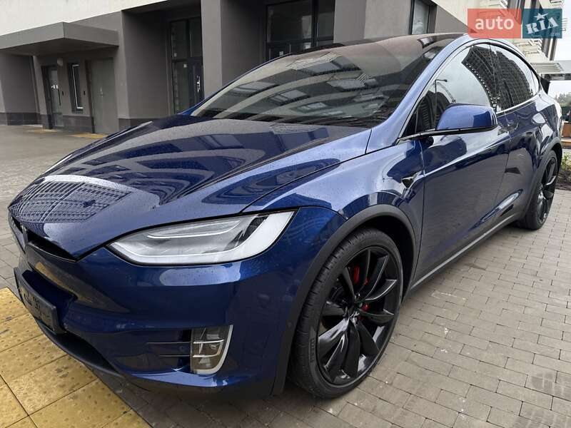 Позашляховик / Кросовер Tesla Model X 2019 в Києві