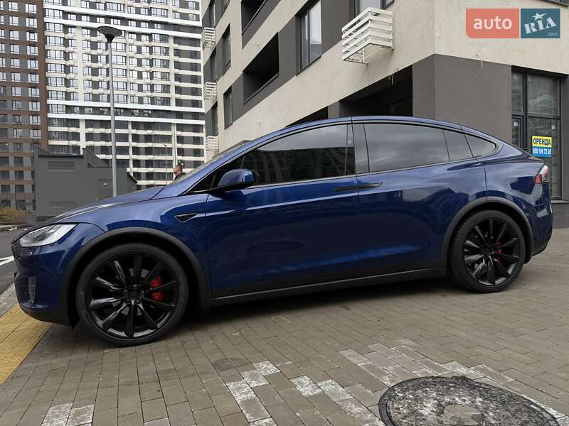 Позашляховик / Кросовер Tesla Model X 2019 в Києві