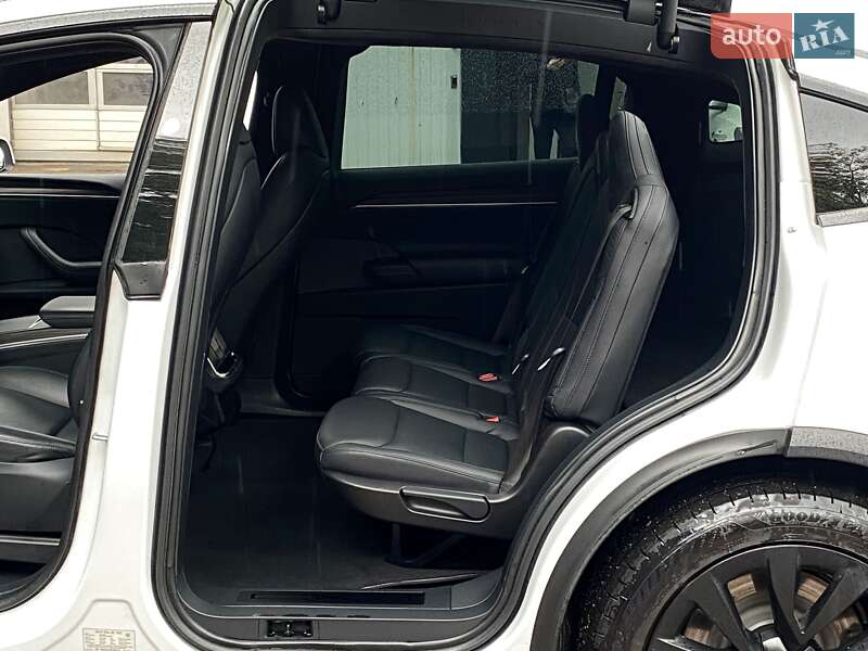 Внедорожник / Кроссовер Tesla Model X 2023 в Киеве