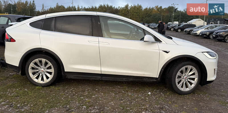 Внедорожник / Кроссовер Tesla Model X 2018 в Львове