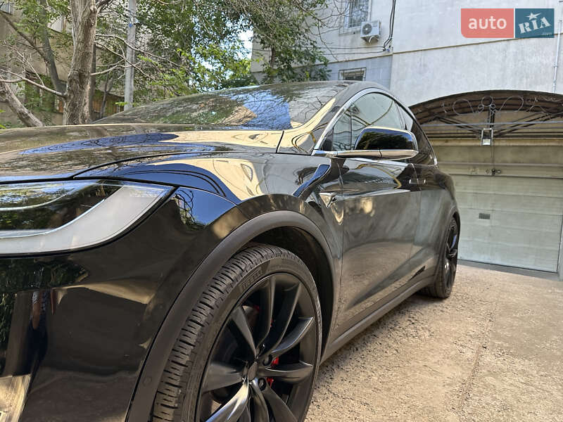 Внедорожник / Кроссовер Tesla Model X 2020 в Одессе