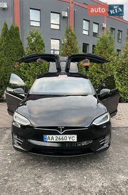 Tesla Model X 2020