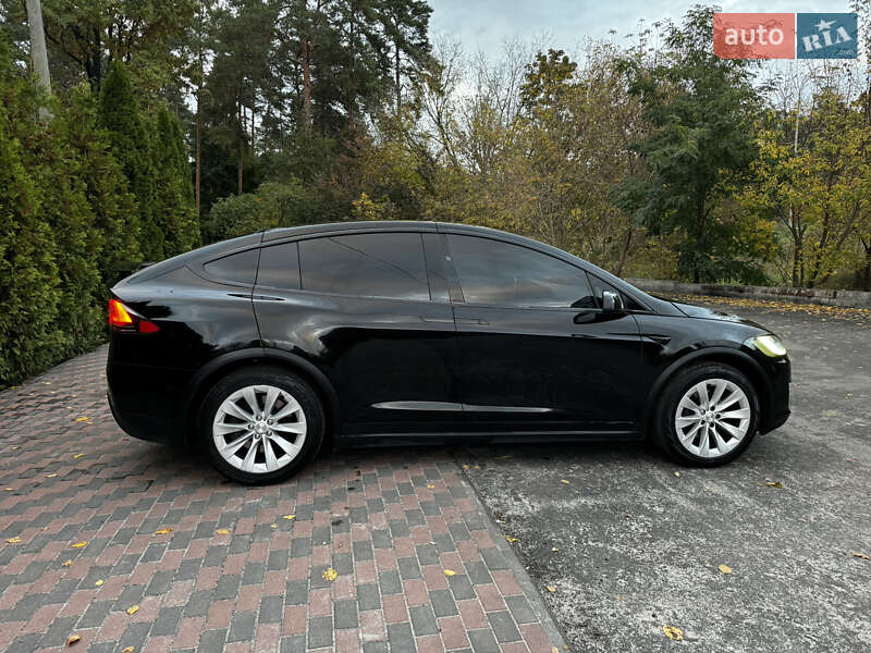 Позашляховик / Кросовер Tesla Model X 2020 в Києві фото 6 Позашляховик / Кросовер Tesla Model X 2020 в Києві