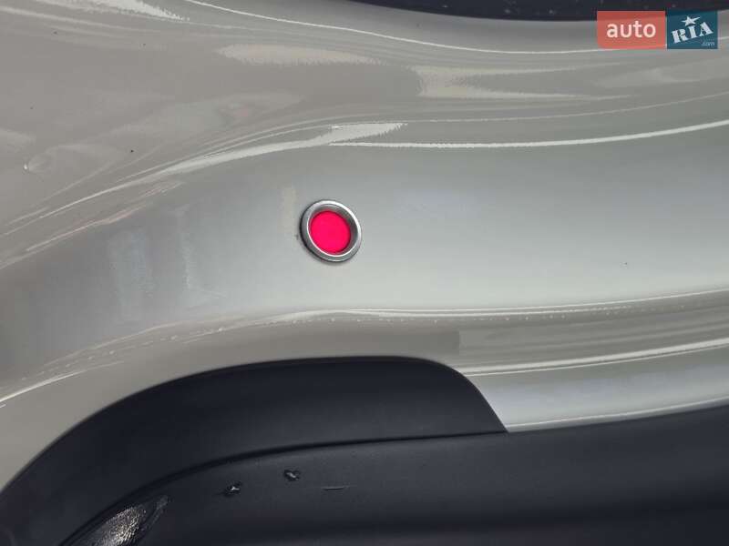 Внедорожник / Кроссовер Tesla Model X 2020 в Тернополе фото 15 Внедорожник / Кроссовер Tesla Model X 2020 в Тернополе