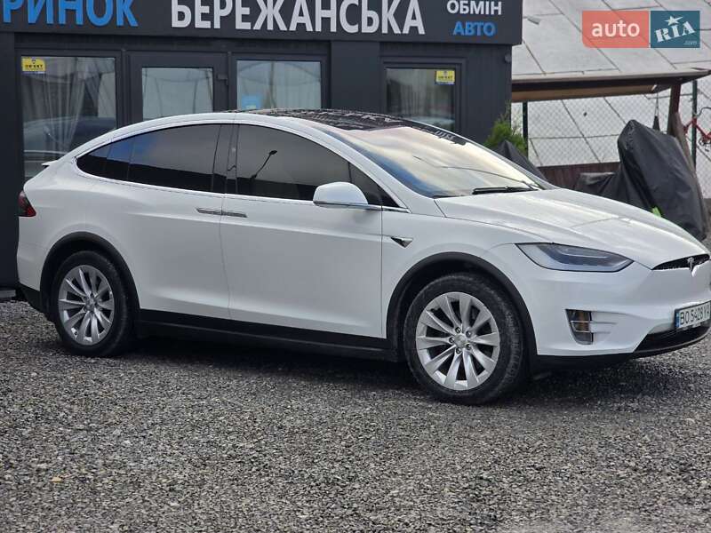 Внедорожник / Кроссовер Tesla Model X 2020 в Тернополе фото 23 Внедорожник / Кроссовер Tesla Model X 2020 в Тернополе