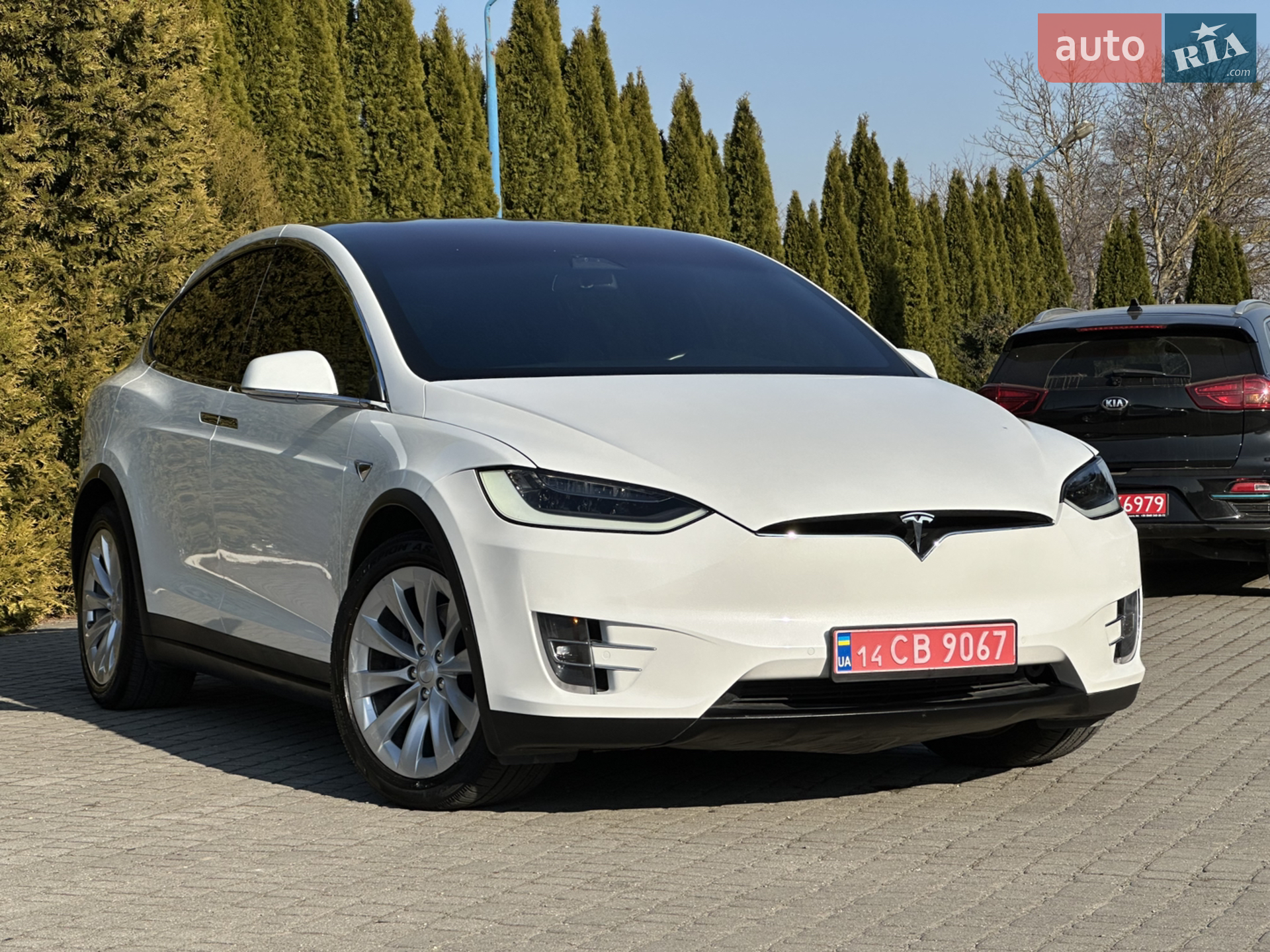 2018 Tesla Model X - фото 1