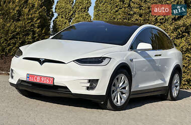 Позашляховик / Кросовер Tesla Model X 2018 в 