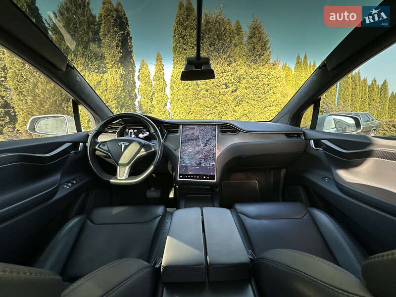 Внедорожник / Кроссовер Tesla Model X 2018 в Львове