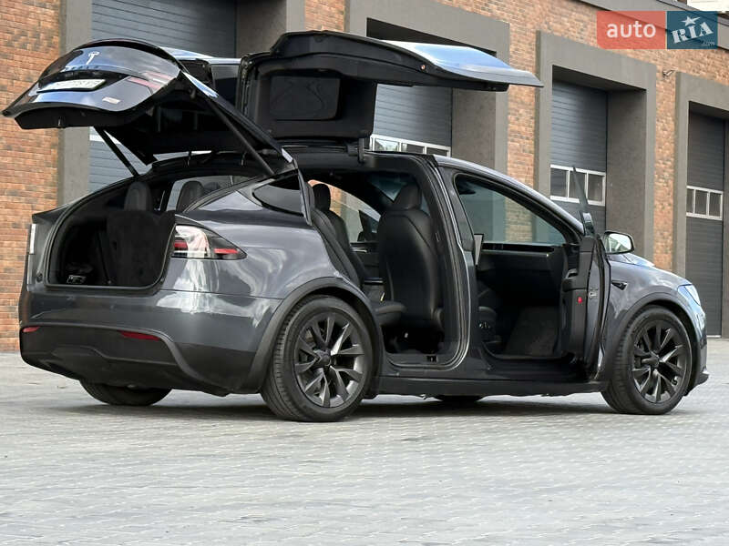 Позашляховик / Кросовер Tesla Model X 2022 в Чернівцях фото 4 Позашляховик / Кросовер Tesla Model X 2022 в Чернівцях