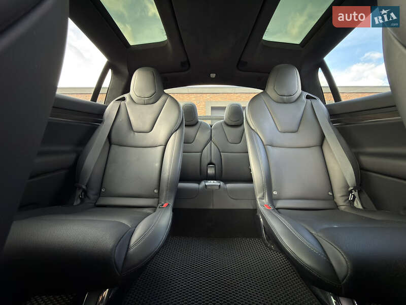 Позашляховик / Кросовер Tesla Model X 2022 в Чернівцях фото 21 Позашляховик / Кросовер Tesla Model X 2022 в Чернівцях