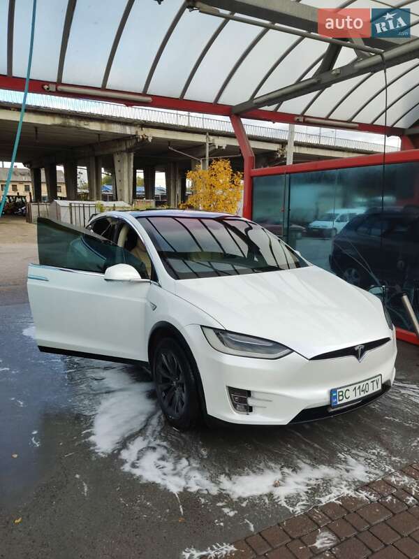 Внедорожник / Кроссовер Tesla Model X 2015 в Львове фото 7 Внедорожник / Кроссовер Tesla Model X 2015 в Львове