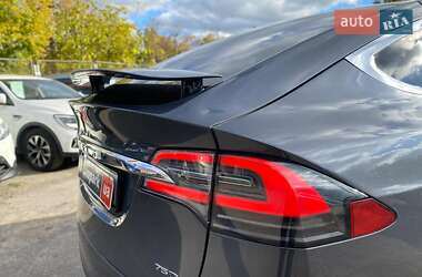 Внедорожник / Кроссовер Tesla Model X 2018 в 