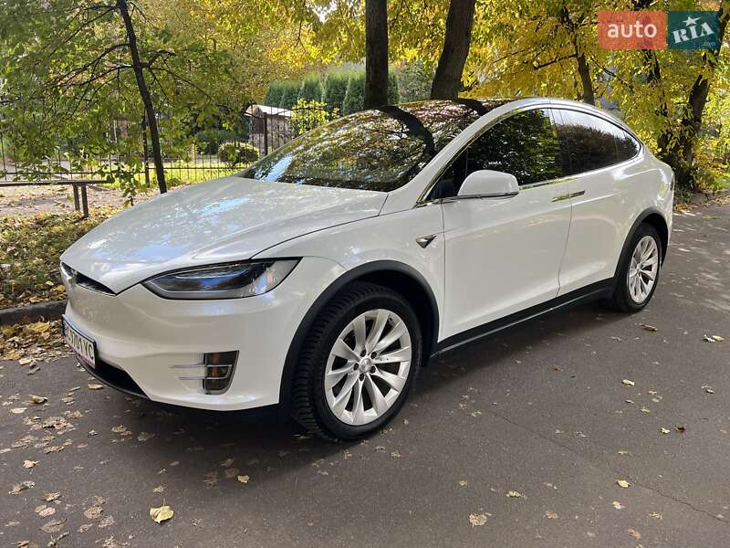 Внедорожник / Кроссовер Tesla Model X 2018 в Львове фото 8 Внедорожник / Кроссовер Tesla Model X 2018 в Львове