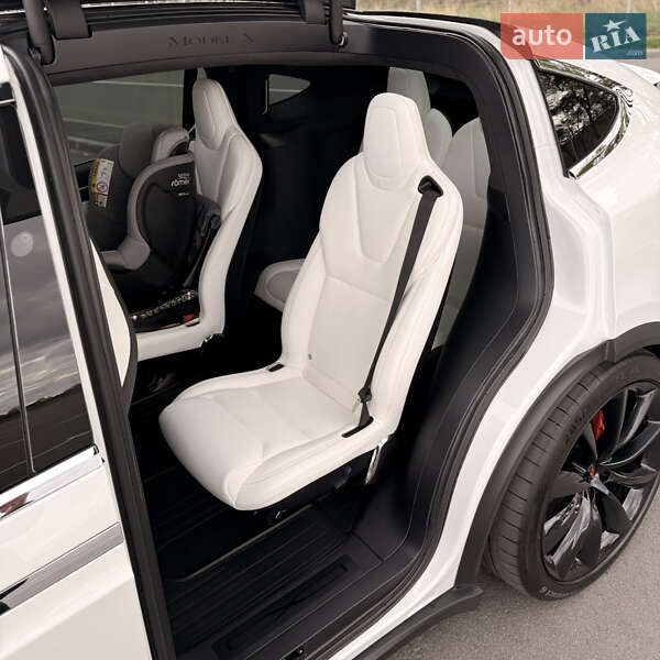 Внедорожник / Кроссовер Tesla Model X 2017 в Днепре