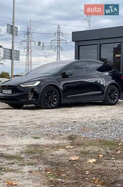 Позашляховик / Кросовер Tesla Model X 2018 в 