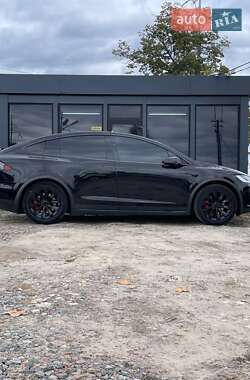 Позашляховик / Кросовер Tesla Model X 2018 в 