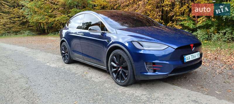 Внедорожник / Кроссовер Tesla Model X 2016 в Галиче