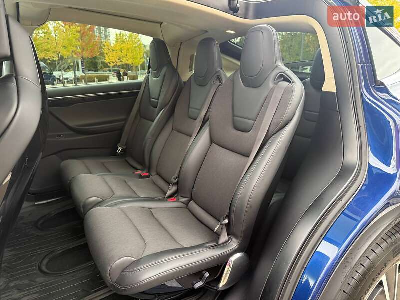 Внедорожник / Кроссовер Tesla Model X 2017 в Киеве