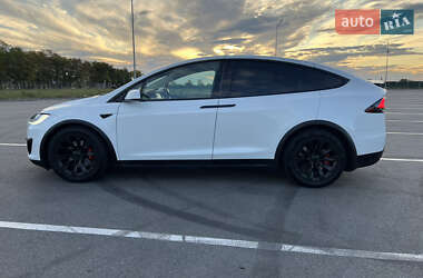 Внедорожник / Кроссовер Tesla Model X 2018 в 
