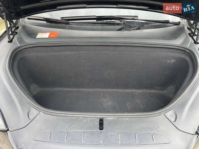 Внедорожник / Кроссовер Tesla Model X 2016 в Львове