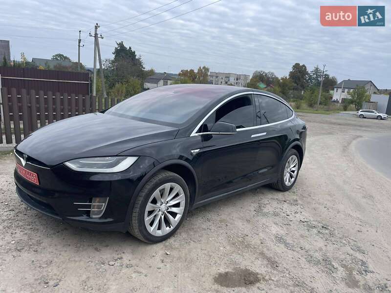 Внедорожник / Кроссовер Tesla Model X 2016 в Львове