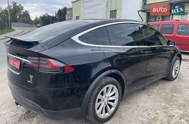 Внедорожник / Кроссовер Tesla Model X 2016 в 
