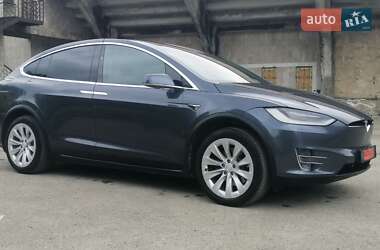 Позашляховик / Кросовер Tesla Model X 2017 в 