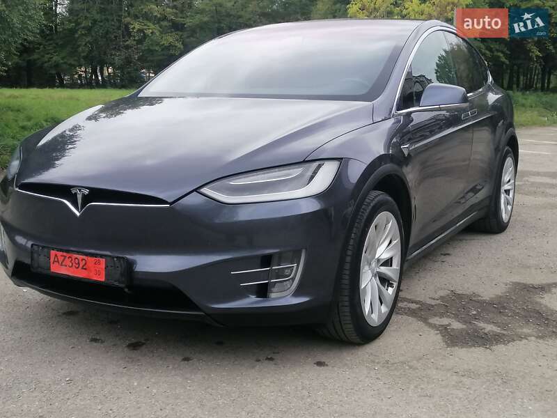 Внедорожник / Кроссовер Tesla Model X 2017 в Ивано-Франковске