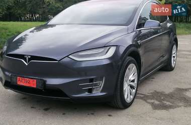 Позашляховик / Кросовер Tesla Model X 2017 в 